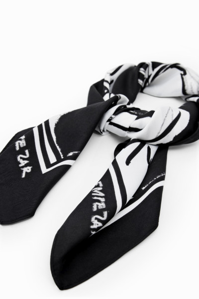 detail Desiguál dámský šátek 23SAWA07