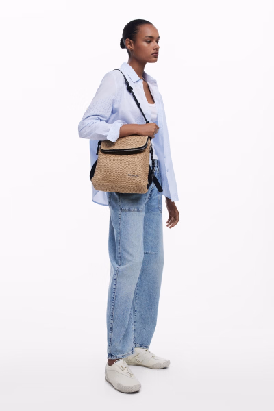 detail Desiguál dámský batoh 25SAKO04