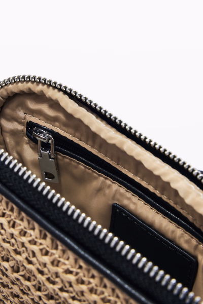 detail Desiguál dámská peněženka 25SAYO03