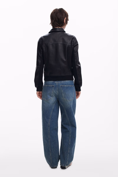 detail Desiguál dámská bunda 25SWEW47