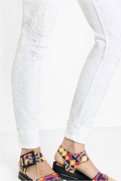 detail Desigual dámské kalhoty 61D26B2